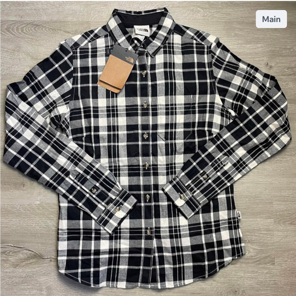 TNF Women’s Plaid Button Shirt